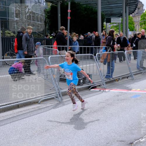 25.04.2026 - Das Zehntel Tim E. http://msf.ph/oto/9579538 25.04.2026 11:11:25 Ziel 6788 meine-sportfotos.de