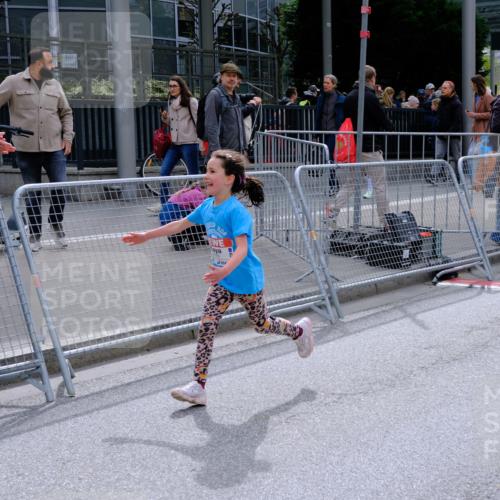 25.04.2026 - Das Zehntel Tim E. http://msf.ph/oto/9579542 25.04.2026 11:11:25 Ziel 6788 meine-sportfotos.de
