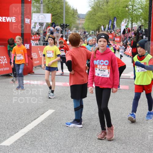25.04.2026 - Das Zehntel Strokosch-Dieckow http://msf.ph/oto/9579549 25.04.2026 08:51:54 Ziel 2162, 2312, 2338, 2616, 2624, 2894, 3461, 3648, 3921, 3933, 3978, 2162, 2312, 2338, 2616, 2624, 2894, 3461, 3648, 3921, 3933, 3978 meine-sportfotos.de