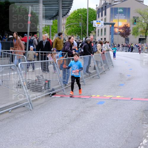 25.04.2026 - Das Zehntel Tim E. http://msf.ph/oto/9579550 25.04.2026 11:11:33 Ziel 6785 meine-sportfotos.de