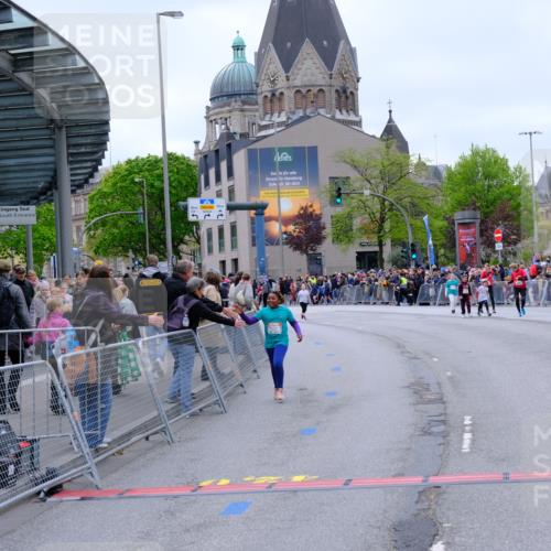 25.04.2026 - Das Zehntel Tim E. http://msf.ph/oto/9579554 25.04.2026 11:11:40 Ziel 5883 meine-sportfotos.de