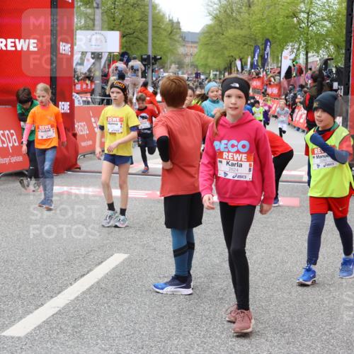 25.04.2026 - Das Zehntel Strokosch-Dieckow http://msf.ph/oto/9579558 25.04.2026 08:51:54 Ziel 2162, 2312, 2338, 2616, 2624, 2894, 3461, 3648, 3921, 3933, 3978, 2162, 2312, 2338, 2616, 2624, 2894, 3461, 3648, 3921, 3933, 3978 meine-sportfotos.de