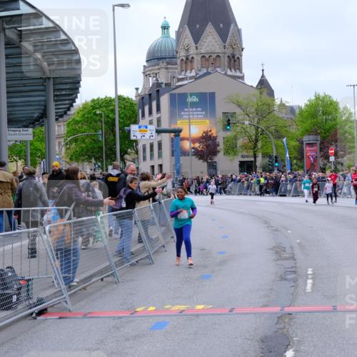 25.04.2026 - Das Zehntel Tim E. http://msf.ph/oto/9579561 25.04.2026 11:11:41 Ziel 5883 meine-sportfotos.de