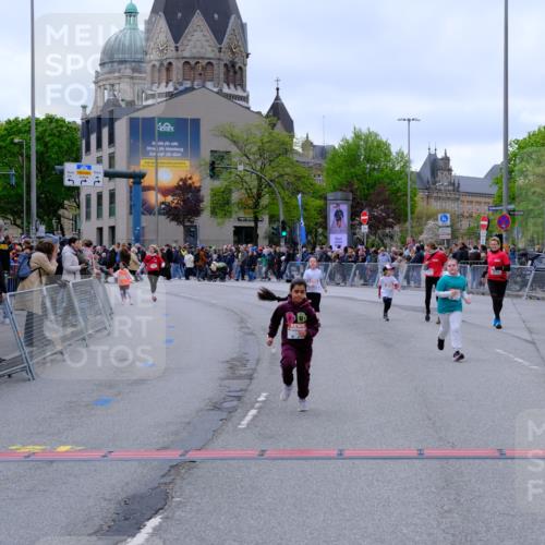 25.04.2026 - Das Zehntel Tim E. http://msf.ph/oto/9579576 25.04.2026 11:11:49 Ziel 5876, 5883, 7036 meine-sportfotos.de