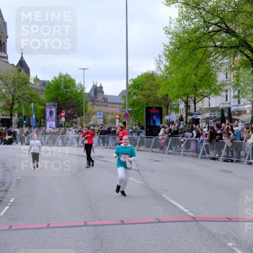 25.04.2026 - Das Zehntel Tim E. http://msf.ph/oto/9579582 25.04.2026 11:11:50 Ziel 5876, 7036 meine-sportfotos.de