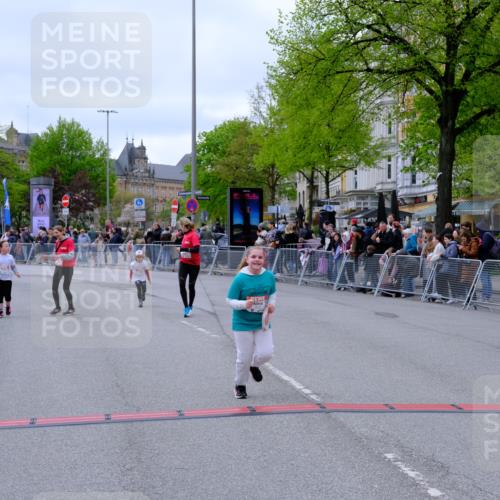 25.04.2026 - Das Zehntel Tim E. http://msf.ph/oto/9579588 25.04.2026 11:11:51 Ziel 5079, 5876, 7036 meine-sportfotos.de
