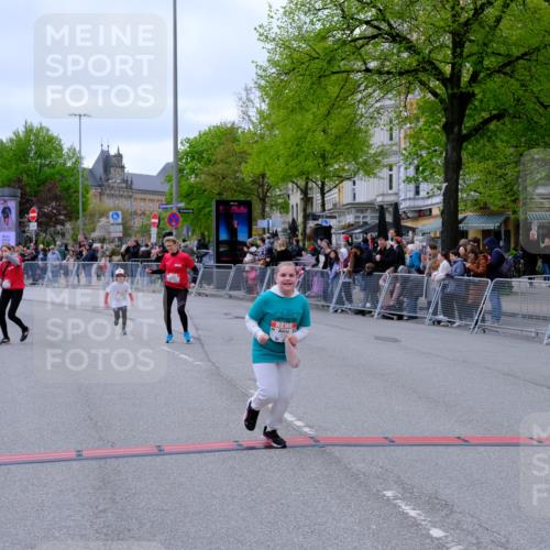 25.04.2026 - Das Zehntel Tim E. http://msf.ph/oto/9579591 25.04.2026 11:11:51 Ziel 5079, 5876, 7036 meine-sportfotos.de