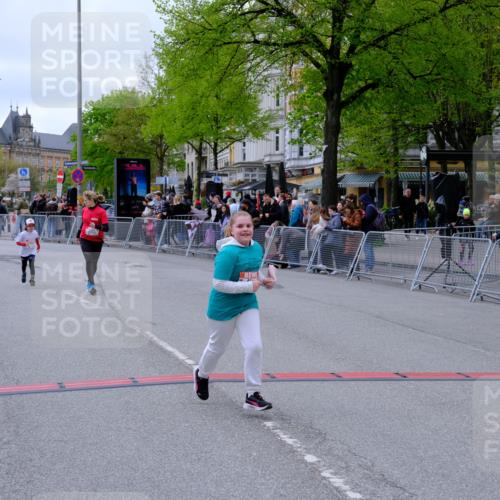 25.04.2026 - Das Zehntel Tim E. http://msf.ph/oto/9579596 25.04.2026 11:11:52 Ziel 5016, 5079, 5876, 7036, 7350 meine-sportfotos.de