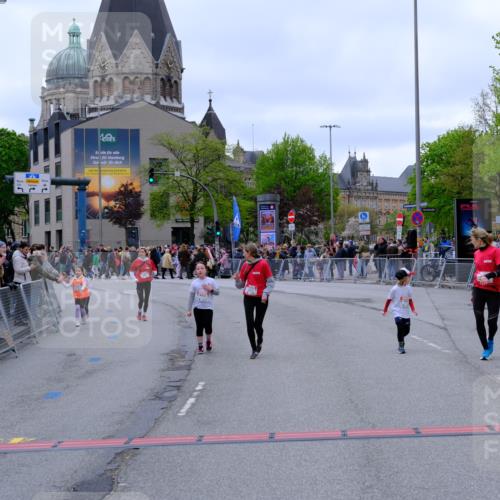 25.04.2026 - Das Zehntel Tim E. http://msf.ph/oto/9579598 25.04.2026 11:11:54 Ziel 5016, 5079, 5122, 5876, 7036, 7350 meine-sportfotos.de