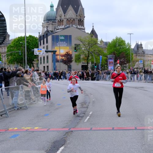25.04.2026 - Das Zehntel Tim E. http://msf.ph/oto/9579607 25.04.2026 11:11:56 Ziel 5016, 5079, 5122, 5876, 7350 meine-sportfotos.de