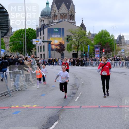 25.04.2026 - Das Zehntel Tim E. http://msf.ph/oto/9579610 25.04.2026 11:11:56 Ziel 5016, 5079, 5122, 5876, 7350 meine-sportfotos.de