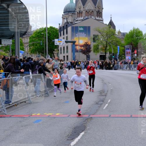 25.04.2026 - Das Zehntel Tim E. http://msf.ph/oto/9579615 25.04.2026 11:11:56 Ziel 5016, 5079, 5122, 5876, 7350 meine-sportfotos.de