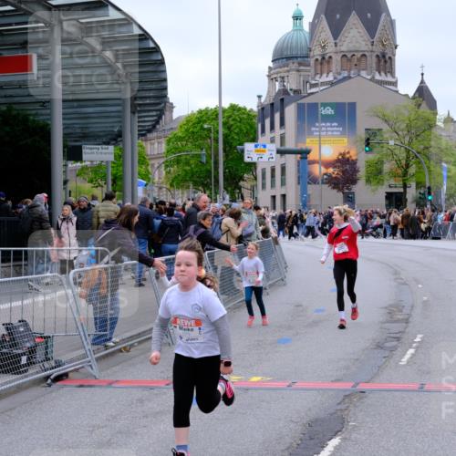 25.04.2026 - Das Zehntel Tim E. http://msf.ph/oto/9579621 25.04.2026 11:11:57 Ziel 5016, 5079, 5122, 5876, 7350 meine-sportfotos.de