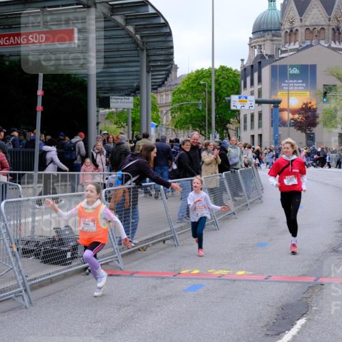 25.04.2026 - Das Zehntel Tim E. http://msf.ph/oto/9579624 25.04.2026 11:11:58 Ziel 5016, 5079, 5122, 7350 meine-sportfotos.de