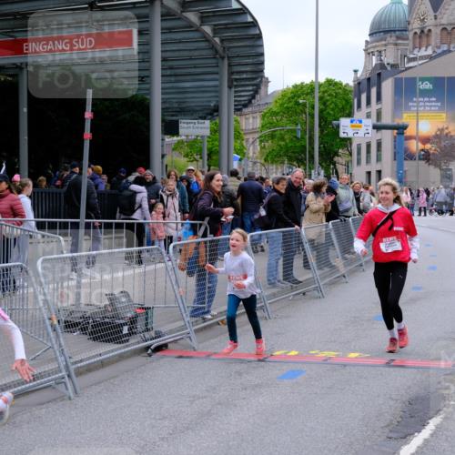 25.04.2026 - Das Zehntel Tim E. http://msf.ph/oto/9579632 25.04.2026 11:11:59 Ziel 5016, 5079, 5122, 7350 meine-sportfotos.de
