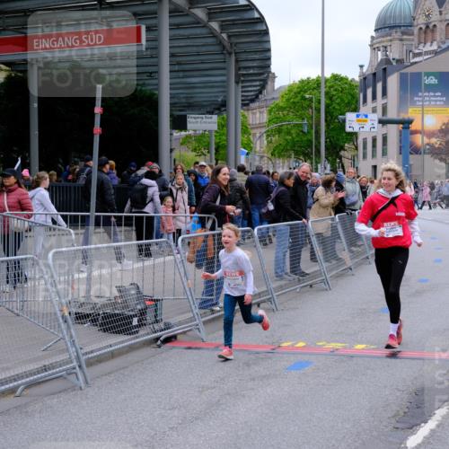 25.04.2026 - Das Zehntel Tim E. http://msf.ph/oto/9579633 25.04.2026 11:11:59 Ziel 5016, 5079, 5122, 7350 meine-sportfotos.de