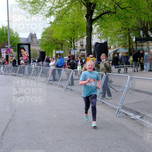 25.04.2026 - Das Zehntel Tim E. http://msf.ph/oto/9579650 25.04.2026 11:13:53 Ziel 6606, 7626 meine-sportfotos.de
