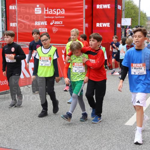 25.04.2026 - Das Zehntel Strokosch-Dieckow http://msf.ph/oto/9579651 25.04.2026 08:52:06 Ziel 1017, 1018, 1250, 1279, 1282, 1286, 1840, 2161, 2320, 2671, 3190, 3241, 3336, 3352, 3421, 3675, 3807, 4015, 4040, 4053, 1017, 1018, 1250, 1279, 1282, 1286, 1840, 2161, 2320, 2671, 3190, 3241, 3336, 3352, 3421, 3675, 3807, 4015, 4040, 4053 meine-sportfotos.de