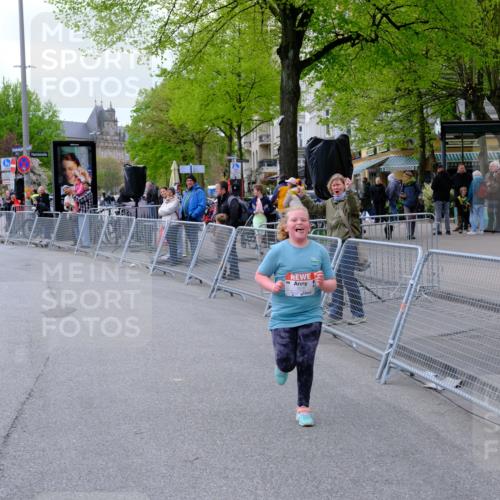 25.04.2026 - Das Zehntel Tim E. http://msf.ph/oto/9579652 25.04.2026 11:13:53 Ziel 6606, 7626 meine-sportfotos.de