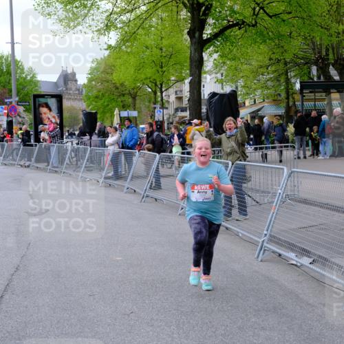 25.04.2026 - Das Zehntel Tim E. http://msf.ph/oto/9579653 25.04.2026 11:13:53 Ziel 6606, 7626 meine-sportfotos.de