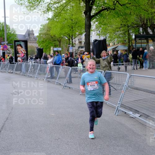 25.04.2026 - Das Zehntel Tim E. http://msf.ph/oto/9579654 25.04.2026 11:13:54 Ziel 6606, 7626 meine-sportfotos.de