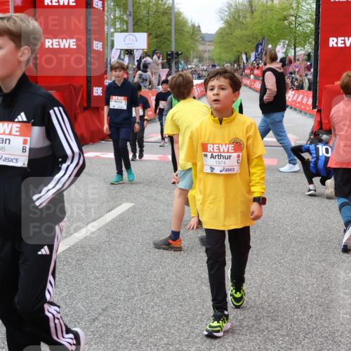 25.04.2026 - Das Zehntel Strokosch-Dieckow http://msf.ph/oto/9579669 25.04.2026 08:52:23 Ziel 1022, 1034, 1198, 1224, 1239, 1509, 1634, 1857, 2261, 2262, 2299, 2313, 2599, 2603, 2892, 3040, 3087, 3220, 3251, 3587, 1022, 1034, 1198, 1224, 1239, 1509, 1634, 1857, 2261, 2262, 2299, 2313, 2599, 2603, 2892, 3040, 3087, 3220, 3251, 3587 meine-sportfotos.de