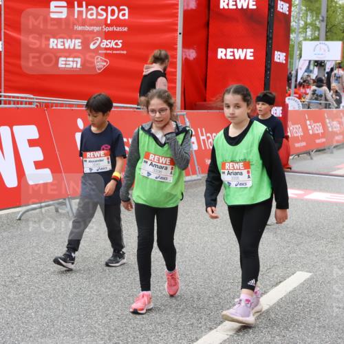 25.04.2026 - Das Zehntel Strokosch-Dieckow http://msf.ph/oto/9579671 25.04.2026 08:52:27 Ziel 1022, 1034, 1222, 1224, 1239, 1308, 1847, 1857, 2453, 2599, 2603, 2618, 2643, 2684, 2909, 2925, 3220, 3251, 3345, 3397, 4045, 1022, 1034, 1222, 1224, 1239, 1308, 1847, 1857, 2453, 2599, 2603, 2618, 2643, 2684, 2909, 2925, 3220, 3251, 3345, 3397, 4045 meine-sportfotos.de