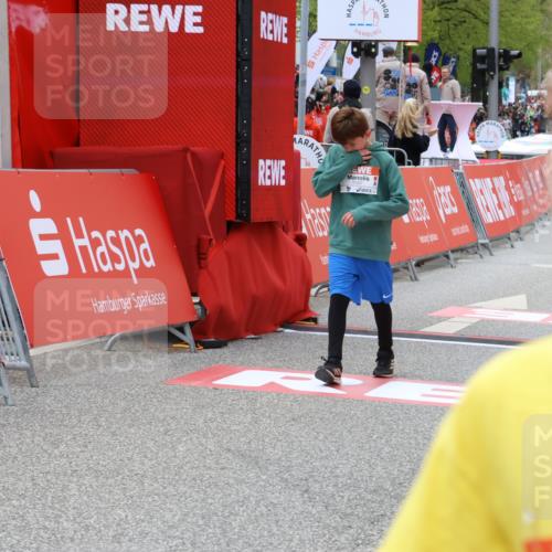 25.04.2026 - Das Zehntel Strokosch-Dieckow http://msf.ph/oto/9579674 25.04.2026 08:52:31 Ziel 1140, 1222, 1225, 1239, 1308, 1514, 1628, 1633, 1847, 2036, 2241, 2453, 2605, 2618, 2643, 2648, 2684, 2909, 2925, 3345, 3397, 4045, 1140, 1222, 1225, 1239, 1308, 1514, 1628, 1633, 1847, 2036, 2241, 2453, 2605, 2618, 2643, 2648, 2684, 2909, 2925, 3345, 3397, 4045 meine-sportfotos.de