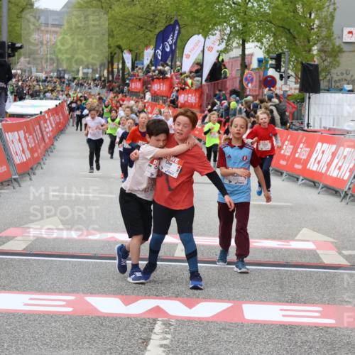 25.04.2026 - Das Zehntel Strokosch-Dieckow http://msf.ph/oto/9579676 25.04.2026 08:52:40 Ziel 1030, 1149, 1326, 1631, 1730, 2021, 2601, 2623, 2810, 2886, 2890, 3078, 3110, 3134, 3613, 3654, 3830, 1030, 1149, 1326, 1631, 1730, 2021, 2601, 2623, 2810, 2886, 2890, 3078, 3110, 3134, 3613, 3654, 3830 meine-sportfotos.de