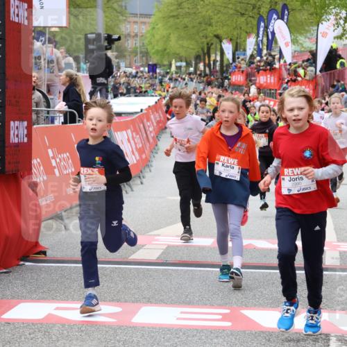 25.04.2026 - Das Zehntel Strokosch-Dieckow http://msf.ph/oto/9579686 25.04.2026 08:52:44 Ziel 1030, 1149, 1710, 1769, 2300, 2451, 2623, 2673, 2680, 2870, 2873, 2886, 2990, 3249, 3512, 3533, 3613, 3654, 3707, 3830, 3969, 4047, 1030, 1149, 1710, 1769, 2300, 2451, 2623, 2673, 2680, 2870, 2873, 2886, 2990, 3249, 3512, 3533, 3613, 3654, 3707, 3830, 3969, 4047 meine-sportfotos.de