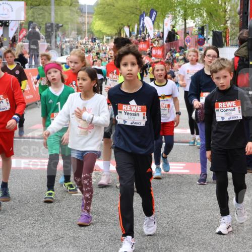 25.04.2026 - Das Zehntel Strokosch-Dieckow http://msf.ph/oto/9579701 25.04.2026 08:53:00 Ziel 1139, 1273, 1303, 1368, 1473, 1589, 1610, 1681, 1761, 1798, 1848, 1943, 1981, 2659, 2660, 2975, 2980, 2984, 3181, 3186, 3481, 3534, 3547, 3561, 3575, 3576, 3695, 3789, 3808, 4048, 1139, 1273, 1303, 1368, 1473, 1589, 1610, 1681, 1761, 1798, 1848, 1943, 1981, 2659, 2660, 2975, 2980, 2984, 3181, 3186, 3481, 3534, 3547, 3561, 3575, 3576, 3695, 3789, 3808, 4048 meine-sportfotos.de