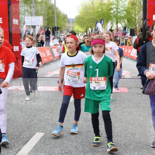 25.04.2026 - Das Zehntel Strokosch-Dieckow http://msf.ph/oto/9579707 25.04.2026 08:53:04 Ziel 1136, 1147, 1303, 1460, 1466, 1473, 1610, 1681, 1761, 2013, 2659, 2660, 2975, 2980, 2984, 3214, 3356, 3481, 3525, 3527, 3534, 3547, 3561, 3576, 1136, 1147, 1303, 1460, 1466, 1473, 1610, 1681, 1761, 2013, 2659, 2660, 2975, 2980, 2984, 3214, 3356, 3481, 3525, 3527, 3534, 3547, 3561, 3576 meine-sportfotos.de