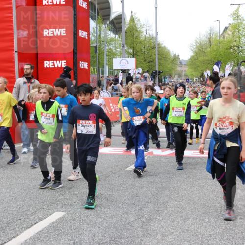 25.04.2026 - Das Zehntel Strokosch-Dieckow http://msf.ph/oto/9579734 25.04.2026 08:53:21 Ziel 1042, 1108, 1135, 1274, 1319, 1410, 1684, 1687, 1718, 1962, 2050, 2061, 2065, 2155, 2327, 2774, 2786, 2880, 3010, 3180, 3210, 3219, 3341, 3674, 3708, 3711, 1042, 1108, 1135, 1274, 1319, 1410, 1684, 1687, 1718, 1962, 2050, 2061, 2065, 2155, 2327, 2774, 2786, 2880, 3010, 3180, 3210, 3219, 3341, 3674, 3708, 3711 meine-sportfotos.de