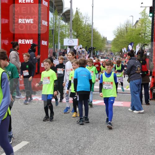 25.04.2026 - Das Zehntel Strokosch-Dieckow http://msf.ph/oto/9579745 25.04.2026 08:53:25 Ziel 1135, 1148, 1267, 1274, 1275, 1319, 1398, 1410, 1684, 1687, 1718, 2061, 2155, 2327, 2395, 2409, 2644, 2786, 2880, 3180, 3198, 3219, 3341, 3708, 3711, 1135, 1148, 1267, 1274, 1275, 1319, 1398, 1410, 1684, 1687, 1718, 2061, 2155, 2327, 2395, 2409, 2644, 2786, 2880, 3180, 3198, 3219, 3341, 3708, 3711 meine-sportfotos.de