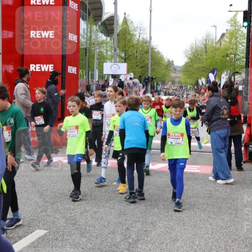 25.04.2026 - Das Zehntel Strokosch-Dieckow http://msf.ph/oto/9579747 25.04.2026 08:53:25 Ziel 1135, 1148, 1267, 1274, 1275, 1319, 1398, 1410, 1684, 1687, 1718, 2061, 2155, 2327, 2395, 2409, 2644, 2786, 2880, 3180, 3198, 3219, 3341, 3708, 3711, 1135, 1148, 1267, 1274, 1275, 1319, 1398, 1410, 1684, 1687, 1718, 2061, 2155, 2327, 2395, 2409, 2644, 2786, 2880, 3180, 3198, 3219, 3341, 3708, 3711 meine-sportfotos.de