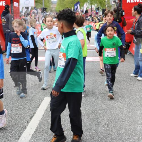 25.04.2026 - Das Zehntel Strokosch-Dieckow http://msf.ph/oto/9579812 25.04.2026 08:54:06 Ziel 1187, 1195, 1202, 1247, 1315, 1356, 1420, 1429, 1569, 1695, 1708, 1711, 1817, 1859, 2120, 2303, 2322, 2466, 2496, 2524, 2727, 2868, 3253, 3300, 3395, 3618, 3998, 1187, 1195, 1202, 1247, 1315, 1356, 1420, 1429, 1569, 1695, 1708, 1711, 1817, 1859, 2120, 2303, 2322, 2466, 2496, 2524, 2727, 2868, 3253, 3300, 3395, 3618, 3998 meine-sportfotos.de