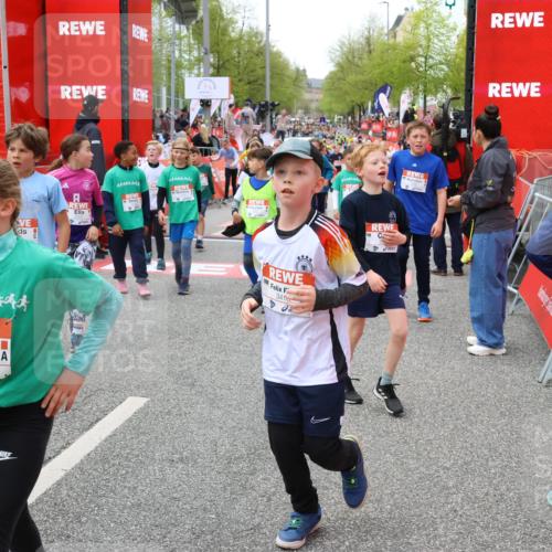 25.04.2026 - Das Zehntel Strokosch-Dieckow http://msf.ph/oto/9579821 25.04.2026 08:54:14 Ziel 1180, 1260, 1298, 1320, 1569, 1899, 2221, 2316, 2322, 2335, 2442, 2461, 2469, 2825, 2865, 2868, 2897, 3231, 3253, 3298, 3300, 3308, 3416, 3501, 3653, 3988, 4031, 1180, 1260, 1298, 1320, 1569, 1899, 2221, 2316, 2322, 2335, 2442, 2461, 2469, 2825, 2865, 2868, 2897, 3231, 3253, 3298, 3300, 3308, 3416, 3501, 3653, 3988, 4031 meine-sportfotos.de