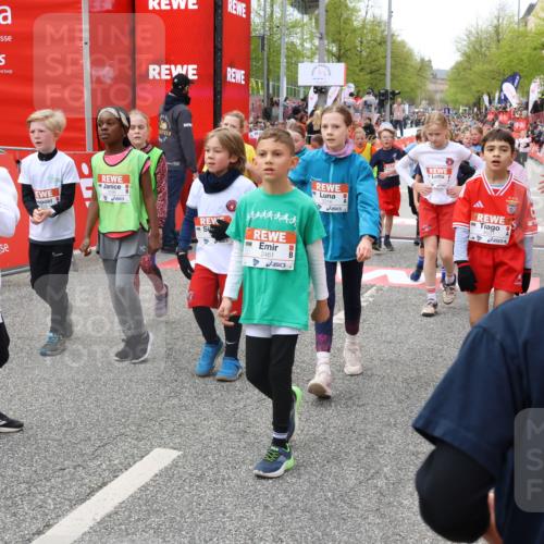 25.04.2026 - Das Zehntel Strokosch-Dieckow http://msf.ph/oto/9579841 25.04.2026 08:54:19 Ziel 1053, 1207, 1210, 1213, 1248, 1260, 1516, 1728, 2221, 2279, 2282, 2316, 2332, 2335, 2681, 2825, 2897, 3298, 3307, 3308, 3988, 4031, 1053, 1207, 1210, 1213, 1248, 1260, 1516, 1728, 2221, 2279, 2282, 2316, 2332, 2335, 2681, 2825, 2897, 3298, 3307, 3308, 3988, 4031 meine-sportfotos.de