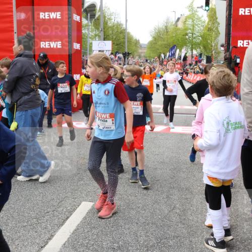 25.04.2026 - Das Zehntel Strokosch-Dieckow http://msf.ph/oto/9579843 25.04.2026 08:54:25 Ziel 1053, 1207, 1213, 1574, 1728, 2017, 2052, 2079, 2277, 2282, 2681, 3090, 3307, 3539, 3562, 1053, 1207, 1213, 1574, 1728, 2017, 2052, 2079, 2277, 2282, 2681, 3090, 3307, 3539, 3562 meine-sportfotos.de