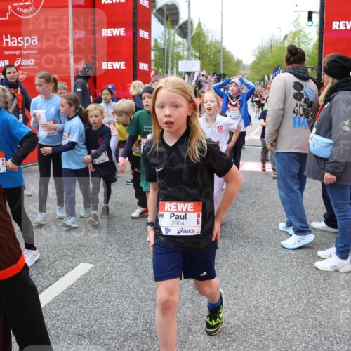25.04.2026 - Das Zehntel Strokosch-Dieckow http://msf.ph/oto/9579870 25.04.2026 08:54:44 Ziel 1693, 1707, 1783, 1784, 1790, 1796, 1842, 2004, 2016, 2031, 2051, 2067, 2481, 2912, 3015, 3109, 3192, 3312, 3578, 3632, 3677, 3836, 3852, 1693, 1707, 1783, 1784, 1790, 1796, 1842, 2004, 2016, 2031, 2051, 2067, 2481, 2912, 3015, 3109, 3192, 3312, 3578, 3632, 3677, 3836, 3852 meine-sportfotos.de