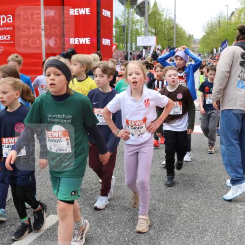 25.04.2026 - Das Zehntel Strokosch-Dieckow http://msf.ph/oto/9579872 25.04.2026 08:54:45 Ziel 1693, 1707, 1783, 1784, 1790, 1796, 1842, 2004, 2481, 2912, 3109, 3192, 3312, 3632, 3677, 3836, 3852, 1693, 1707, 1783, 1784, 1790, 1796, 1842, 2004, 2481, 2912, 3109, 3192, 3312, 3632, 3677, 3836, 3852 meine-sportfotos.de