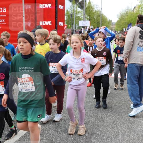 25.04.2026 - Das Zehntel Strokosch-Dieckow http://msf.ph/oto/9579876 25.04.2026 08:54:45 Ziel 1693, 1707, 1783, 1784, 1790, 1796, 1842, 2004, 2481, 2912, 3109, 3192, 3312, 3632, 3677, 3836, 3852, 1693, 1707, 1783, 1784, 1790, 1796, 1842, 2004, 2481, 2912, 3109, 3192, 3312, 3632, 3677, 3836, 3852 meine-sportfotos.de