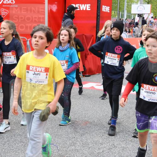 25.04.2026 - Das Zehntel Strokosch-Dieckow http://msf.ph/oto/9579893 25.04.2026 08:55:01 Ziel 1254, 1261, 1407, 1438, 1653, 2422, 2521, 2944, 3077, 3083, 3217, 3505, 3537, 3573, 3589, 3667, 3669, 3676, 3990, 4001, 4003, 1254, 1261, 1407, 1438, 1653, 2422, 2521, 2944, 3077, 3083, 3217, 3505, 3537, 3573, 3589, 3667, 3669, 3676, 3990, 4001, 4003 meine-sportfotos.de