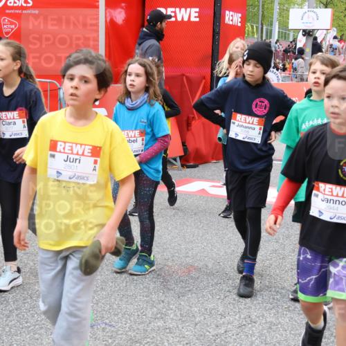 25.04.2026 - Das Zehntel Strokosch-Dieckow http://msf.ph/oto/9579895 25.04.2026 08:55:01 Ziel 1254, 1261, 1407, 1438, 1653, 2422, 2521, 2944, 3077, 3083, 3217, 3505, 3537, 3573, 3589, 3667, 3669, 3676, 3990, 4001, 4003, 1254, 1261, 1407, 1438, 1653, 2422, 2521, 2944, 3077, 3083, 3217, 3505, 3537, 3573, 3589, 3667, 3669, 3676, 3990, 4001, 4003 meine-sportfotos.de