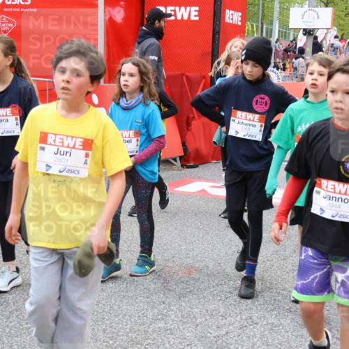 25.04.2026 - Das Zehntel Strokosch-Dieckow http://msf.ph/oto/9579897 25.04.2026 08:55:01 Ziel 1254, 1261, 1407, 1438, 1653, 2422, 2521, 2944, 3077, 3083, 3217, 3505, 3537, 3573, 3589, 3667, 3669, 3676, 3990, 4001, 4003, 1254, 1261, 1407, 1438, 1653, 2422, 2521, 2944, 3077, 3083, 3217, 3505, 3537, 3573, 3589, 3667, 3669, 3676, 3990, 4001, 4003 meine-sportfotos.de