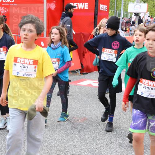 25.04.2026 - Das Zehntel Strokosch-Dieckow http://msf.ph/oto/9579899 25.04.2026 08:55:01 Ziel 1254, 1261, 1407, 1438, 1653, 2422, 2521, 2944, 3077, 3083, 3217, 3505, 3537, 3573, 3589, 3667, 3669, 3676, 3990, 4001, 4003, 1254, 1261, 1407, 1438, 1653, 2422, 2521, 2944, 3077, 3083, 3217, 3505, 3537, 3573, 3589, 3667, 3669, 3676, 3990, 4001, 4003 meine-sportfotos.de