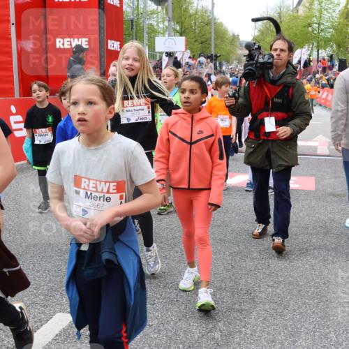 25.04.2026 - Das Zehntel Strokosch-Dieckow http://msf.ph/oto/9579905 25.04.2026 08:55:05 Ziel 1254, 1261, 1407, 1431, 1438, 1653, 1872, 1997, 2506, 2519, 2521, 3217, 3505, 3537, 3573, 3589, 3595, 3667, 3973, 3990, 4001, 4003, 1254, 1261, 1407, 1431, 1438, 1653, 1872, 1997, 2506, 2519, 2521, 3217, 3505, 3537, 3573, 3589, 3595, 3667, 3973, 3990, 4001, 4003 meine-sportfotos.de