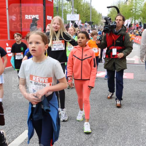 25.04.2026 - Das Zehntel Strokosch-Dieckow http://msf.ph/oto/9579907 25.04.2026 08:55:05 Ziel 1254, 1261, 1407, 1431, 1438, 1653, 1872, 1997, 2506, 2519, 2521, 3217, 3505, 3537, 3573, 3589, 3595, 3667, 3973, 3990, 4001, 4003, 1254, 1261, 1407, 1431, 1438, 1653, 1872, 1997, 2506, 2519, 2521, 3217, 3505, 3537, 3573, 3589, 3595, 3667, 3973, 3990, 4001, 4003 meine-sportfotos.de