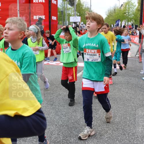 25.04.2026 - Das Zehntel Strokosch-Dieckow http://msf.ph/oto/9579967 25.04.2026 08:55:21 Ziel 1201, 1301, 1346, 1436, 1506, 1644, 1760, 1922, 1985, 2045, 2049, 2072, 2249, 2264, 2298, 2475, 2510, 2738, 2764, 2859, 2977, 3131, 3146, 3532, 3592, 3759, 3853, 3916, 3986, 1201, 1301, 1346, 1436, 1506, 1644, 1760, 1922, 1985, 2045, 2049, 2072, 2249, 2264, 2298, 2475, 2510, 2738, 2764, 2859, 2977, 3131, 3146, 3532, 3592, 3759, 3853, 3916, 3986 meine-sportfotos.de