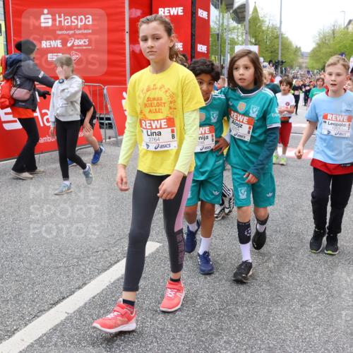 25.04.2026 - Das Zehntel Strokosch-Dieckow http://msf.ph/oto/9579985 25.04.2026 08:55:24 Ziel 1201, 1346, 1506, 1655, 1760, 1922, 1985, 2045, 2049, 2072, 2249, 2264, 2298, 2510, 2591, 2649, 2738, 2859, 2883, 2977, 3074, 3102, 3146, 3173, 3201, 3592, 3759, 3853, 3916, 3986, 1201, 1346, 1506, 1655, 1760, 1922, 1985, 2045, 2049, 2072, 2249, 2264, 2298, 2510, 2591, 2649, 2738, 2859, 2883, 2977, 3074, 3102, 3146, 3173, 3201, 3592, 3759, 3853, 3916, 3986 meine-sportfotos.de
